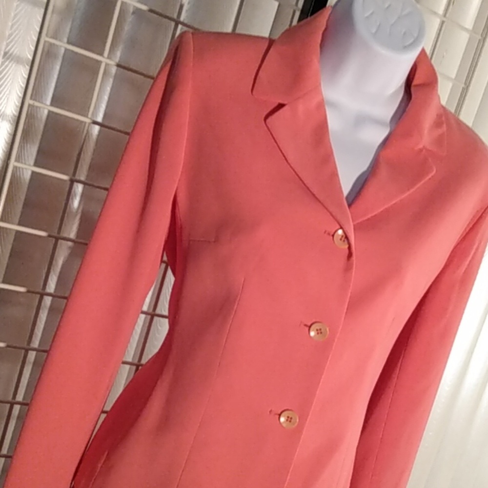 Classic Causal Corner Suit